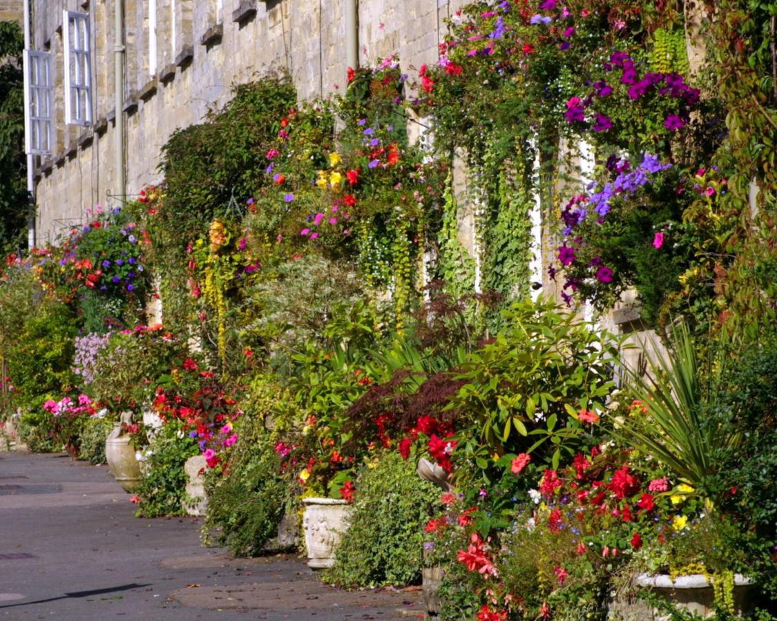 Corinium Lodge - Town Centre Apartment Cirencester Exterior foto